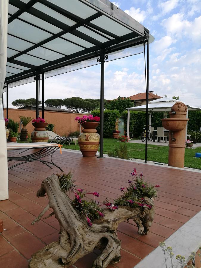 مارينا دي كارّارا Giusy Bed And Breakfast المظهر الخارجي الصورة